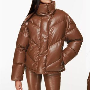 Aritzia Wilfred cloud puffer